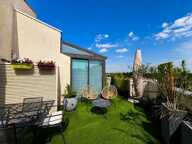 Duplex d'exception entièrement climatisé – Dernier étage – Terrasse de 50 m² – Piscine et stationnement — photo 3