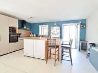 *** EXCLUSIVITE *** PLAIN-PIED 5 CHAMBRES, COUR, JARDIN ET GRAND ATELIER*** BILLOM 63160 — photo 4