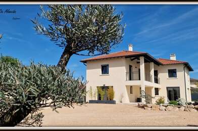 Maison 6 pièces 649000 €
