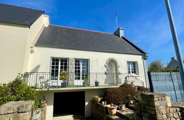 Brest – Jolie maison T4 avec 58 m² de grenier aménageable : un vrai potentiel d’évolution ! — photo 2