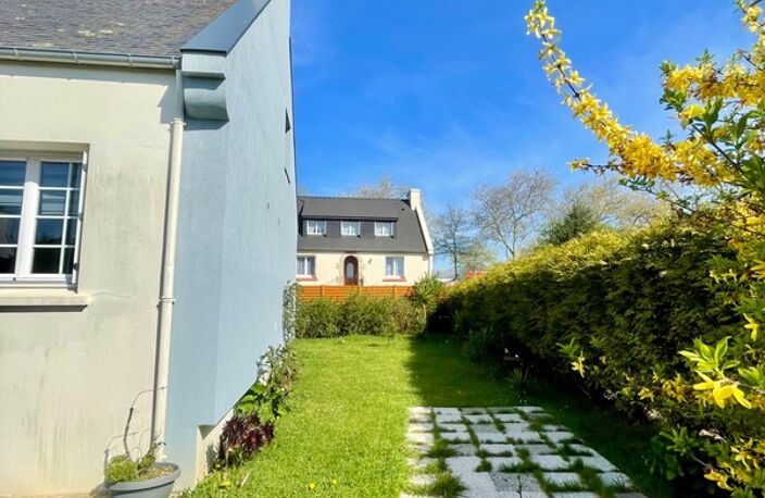 Brest – Jolie maison T4 avec 58 m² de grenier aménageable : un vrai potentiel d’évolution ! — photo 3