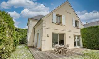 Maison 7 Pièces 263 m² à vendre à Rueil-Malmaison (92500)