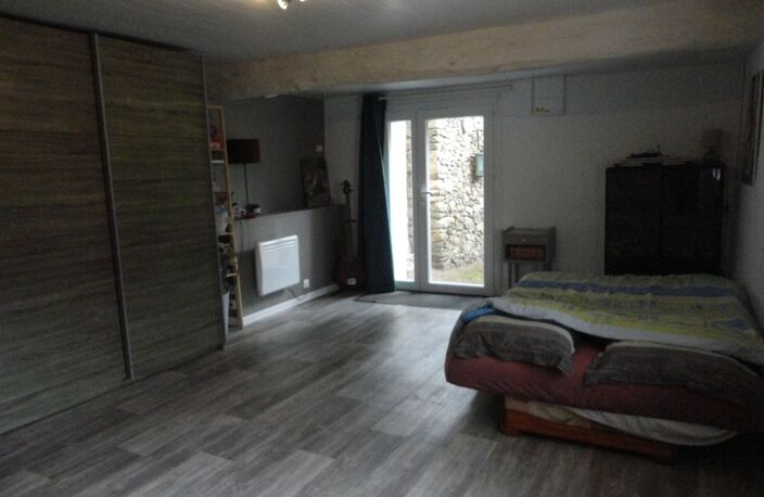 Dpt Pyrénées Orientales (66), à vendre REYNES, maison P6 de 136 m² sur terrain de 1.72 ha avec sous-sol et garage — photo 5