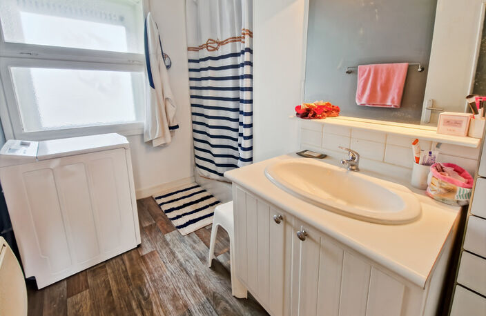 Maison/Appartement à vendre 2 pièces SAINT JEAN D'ANGELY (17)- 60 m² — photo 5
