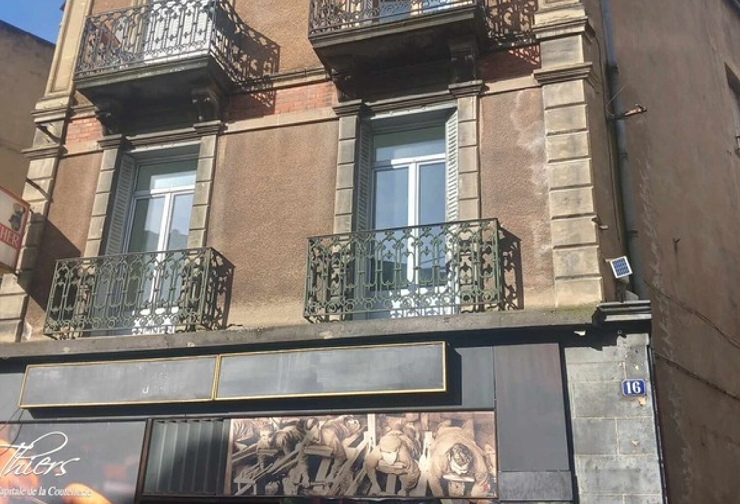 Idéal jeune investisseur!!! Ensemble immobilier (un T5 et un local) 12% rentabilité potentielle — photo 1