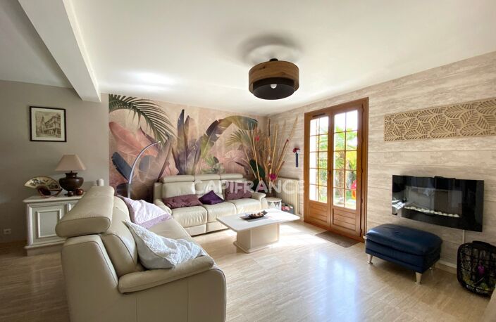 Maison familiale lumineuse, jardin arboré, calme et nature à deux pas à Fosses (95) — photo 3