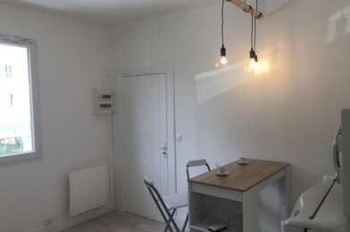 Appartement 2 pièces 810 €