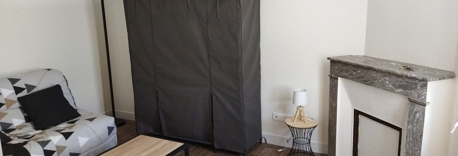 Appartement 1 Pièce 23 m² à louer à Saintes (17100)