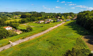 Terrain  1111 m² à vendre à Puymirol (47270)