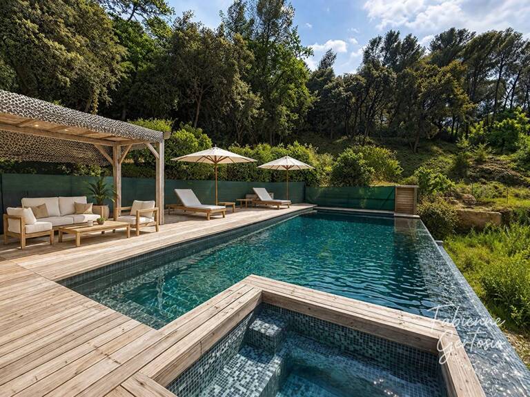 SOLLIES-TOUCAS! Maison contemporaine avec piscine et garage de74m2 — photo 1