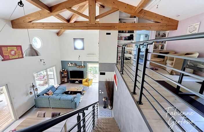 SOLLIES-TOUCAS! Maison contemporaine avec piscine et garage de74m2 — photo 5
