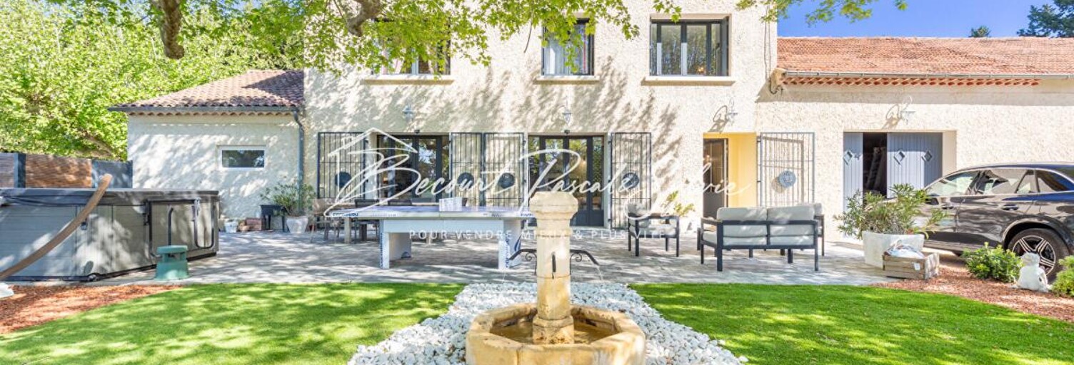 Maison 9 Pièces 211 m² à vendre à Sarrians (84260)
