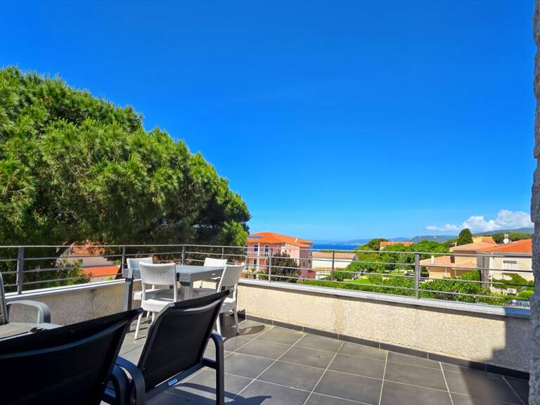 PROPRIANO, appartement de standing de type 4 de 112 m2 terrasse vue mer 2 places de parking — photo 1