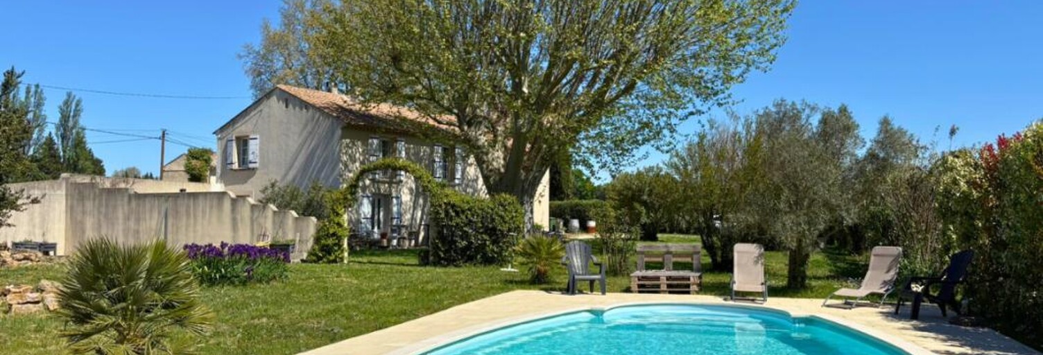 Maison 9 Pièces 205 m² à vendre à Camaret-sur-Aigues (84850)