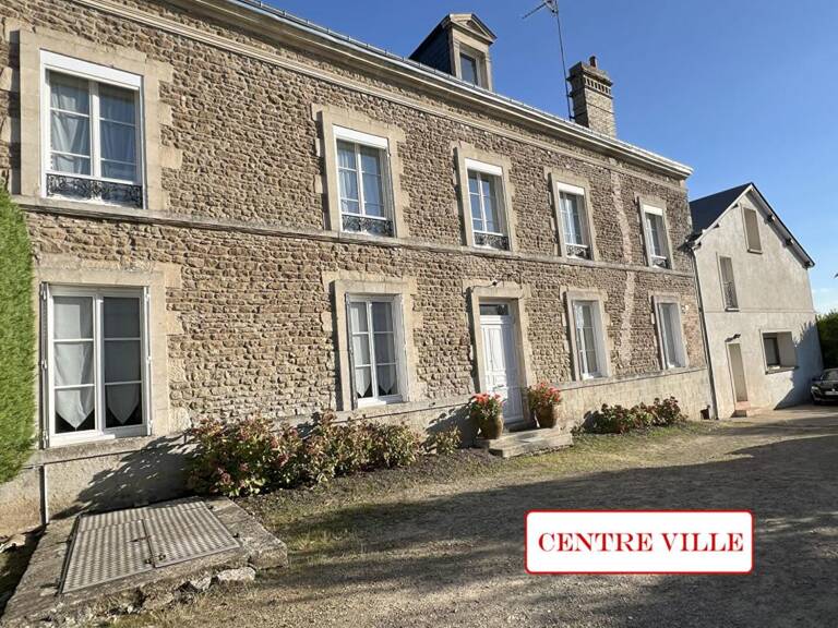 Maison 19ème avec grand jardin et garage — photo 1