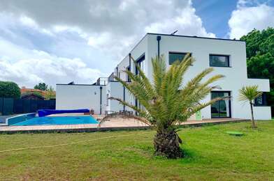 Maison 6 pièces 529890 €