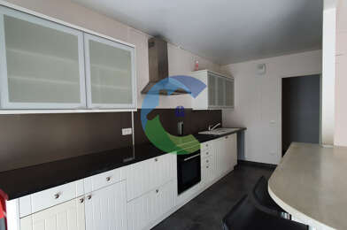 Appartement 4 pièces 1327 €
