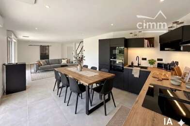 Maison  385000 €