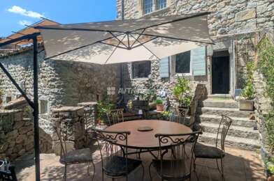 Maison 8 pièces 350000 €