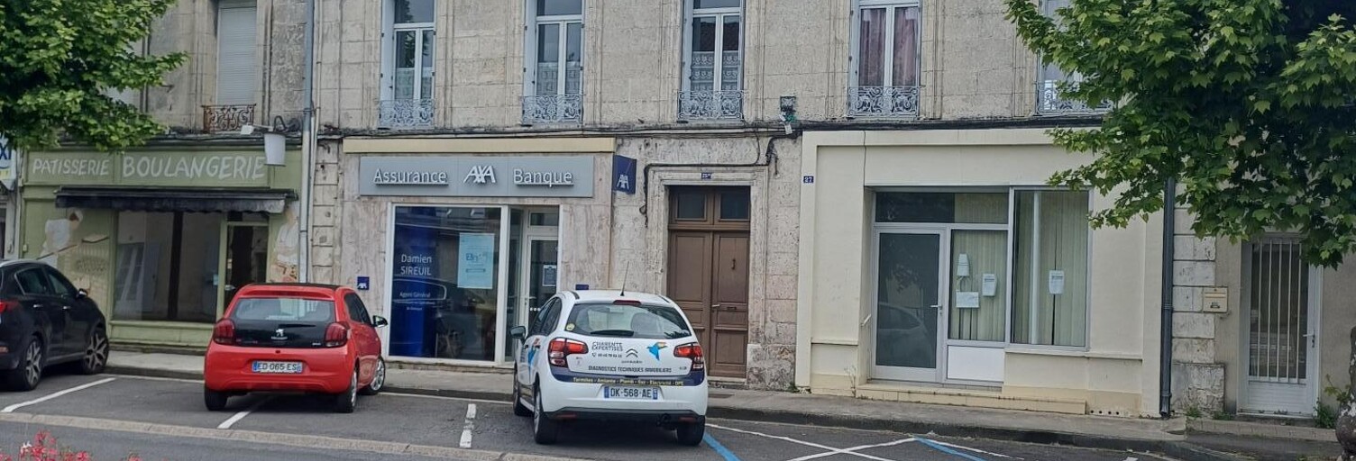 Immeuble  220 m² à vendre à Chalais (16210)