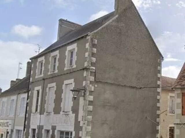 À vendre : maison de 3/4 chambres avec hangar à La Trimouille - 86 — photo du bien