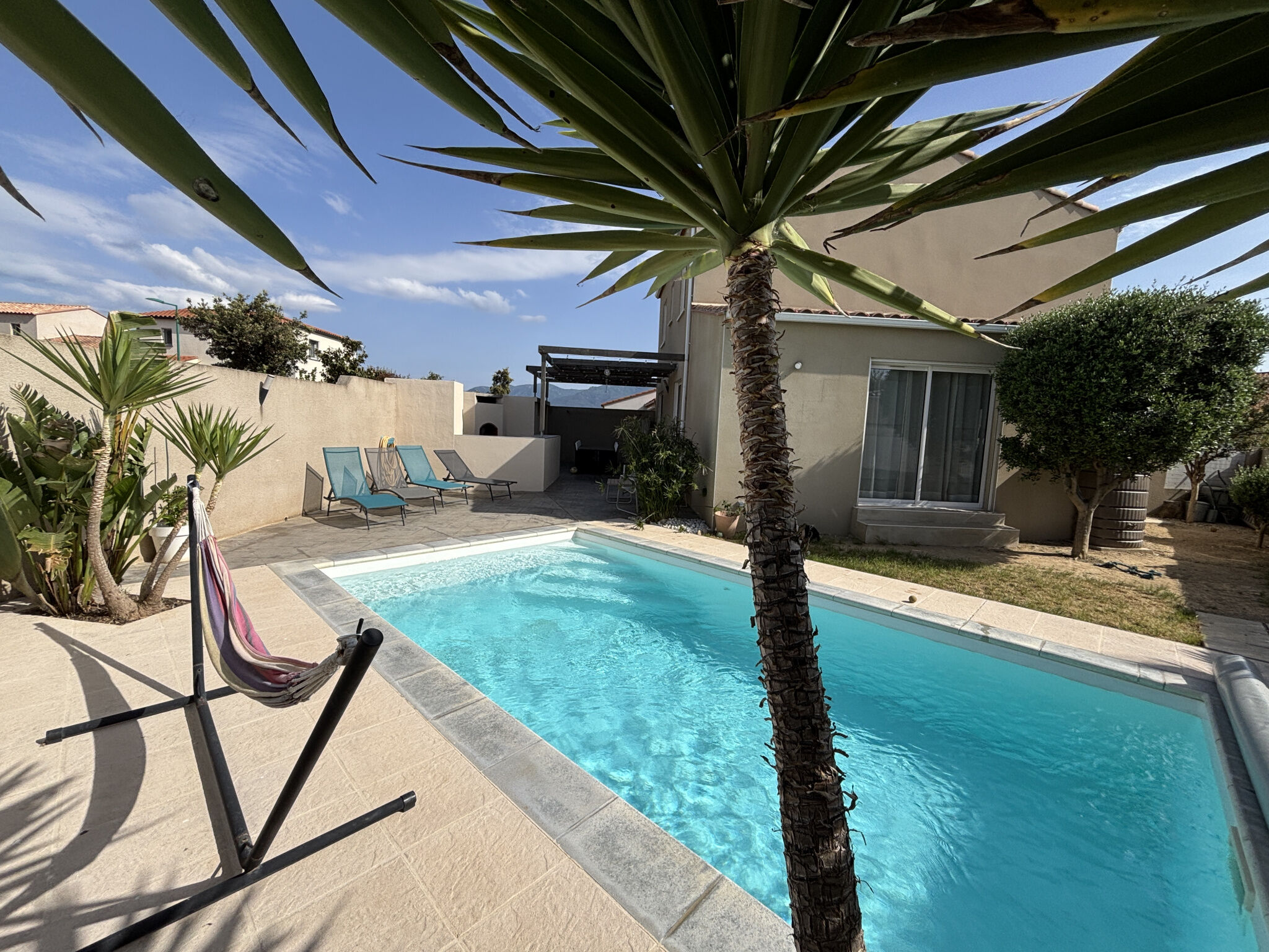 Villa / Maison  T6 à vendre Saint-Jean-Lasseille 66300