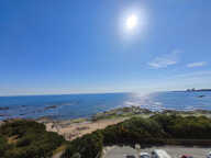 LES SABLES D OLONNE APPARTEMENT T2 FACE OCEAN — photo 4