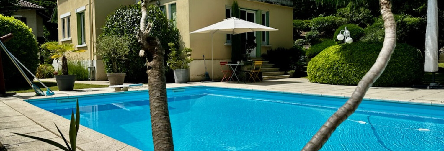 Maison 8 Pièces 175 m² à vendre à Saint-Georges-les-Bains (07800)