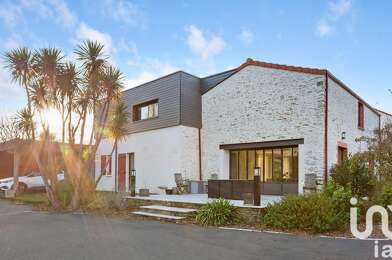 Maison 10 pièces 879000 €