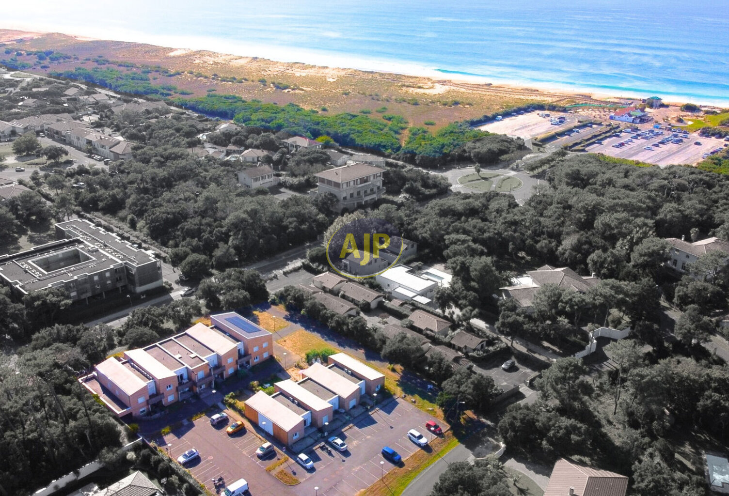 LABENNE PLAGE - STUDIO + JARDINET + PARKING — photo 1