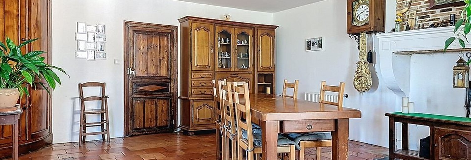 Maison 8 Pièces 278 m² à vendre à Vélines (24230)