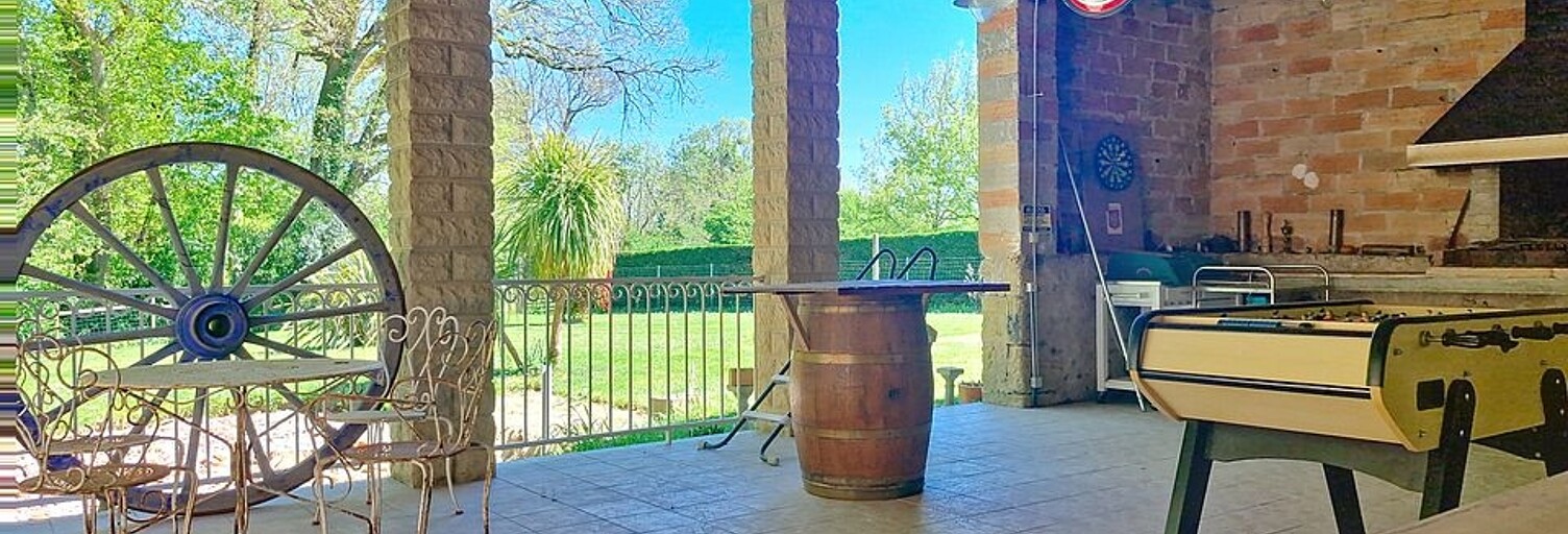 Maison 8 Pièces 278 m² à vendre à Vélines (24230)