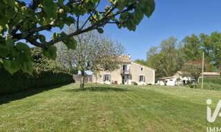 Maison 8 Pièces 278 m² à vendre à Vélines (24230)