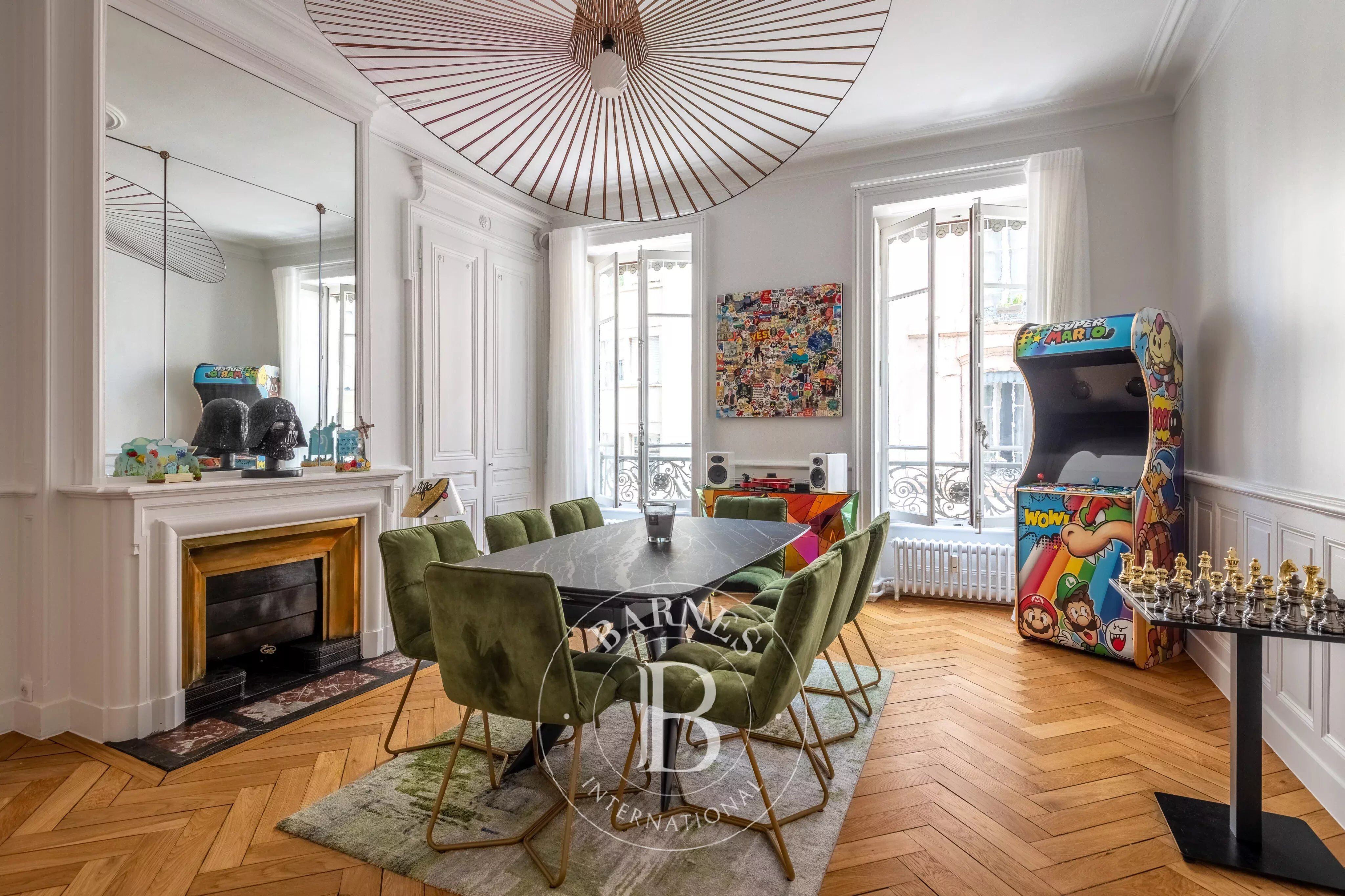 Appartement L T6