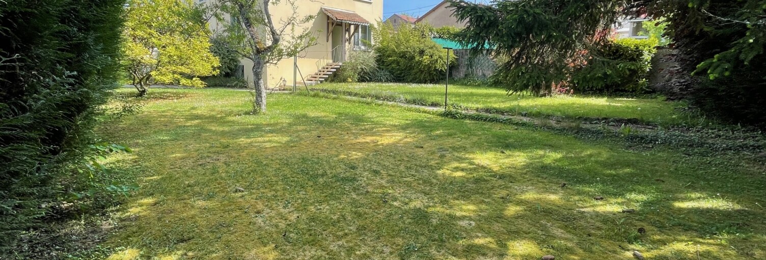 Maison 9 Pièces 200 m² à vendre à Chaumont (52000)