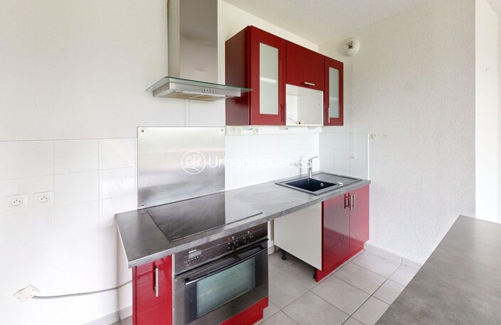 T3 traversant 65m² · Double terrasse 26m² plein sud · 2 ch. avec terrasse privée · Gare TER · DPE C — photo 4