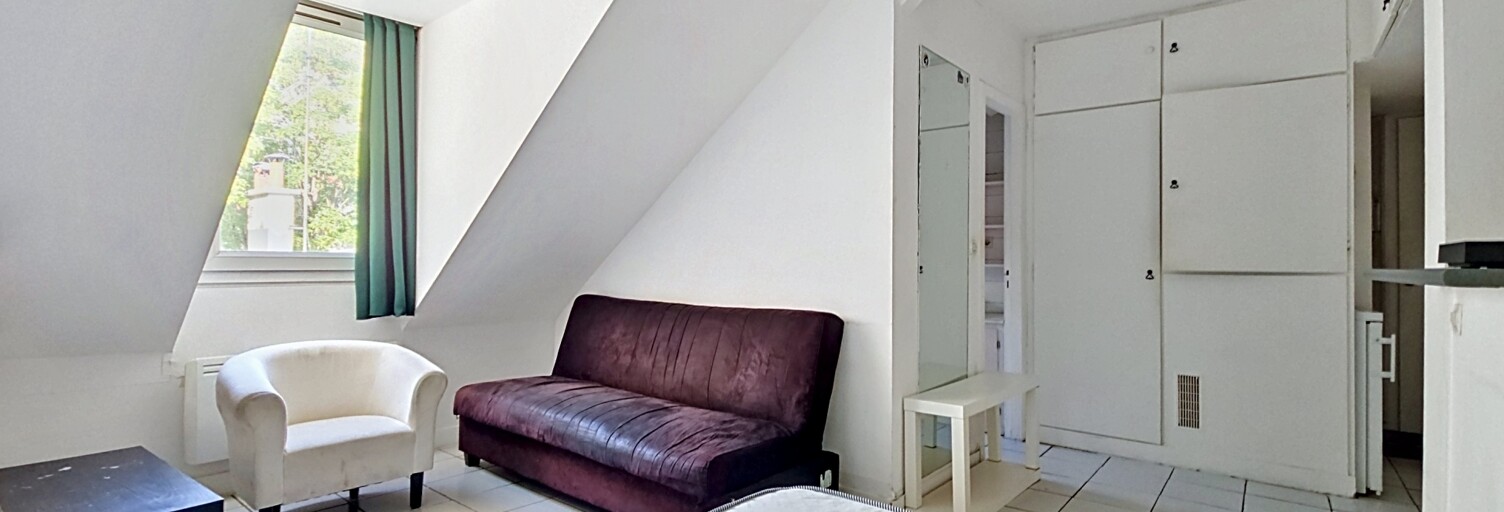 Appartement 1 Pièce 17 m² à vendre à Paris 18 (75018)