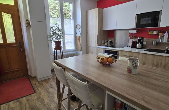 Vente Maison/villa 4 pièces — photo 2
