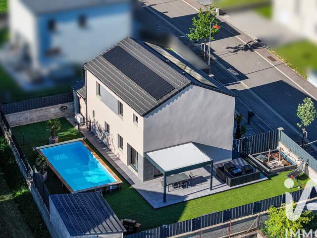 Vente Maison/villa 6 pièces — photo du bien