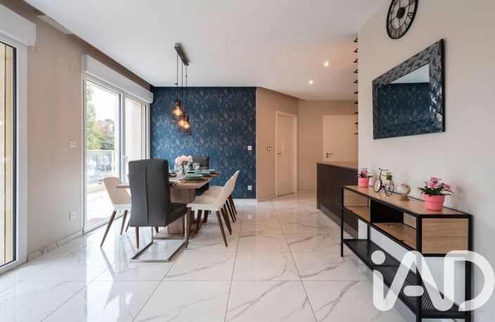 Vente Appartement 5 pièces — photo 2