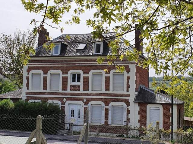 MAISON DE MAITRE + APPARTEMENT + JARDIN 5min Lisieux — photo du bien