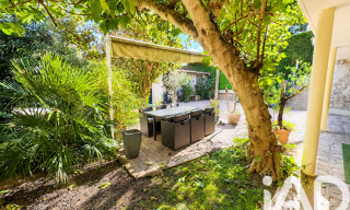 Maison 8 Pièces 167 m² à vendre à Le Mesnil-le-Roi (78600)