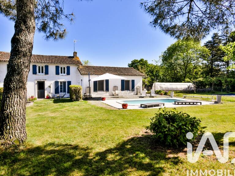 Vente Maison de campagne 5 pièces — photo 1