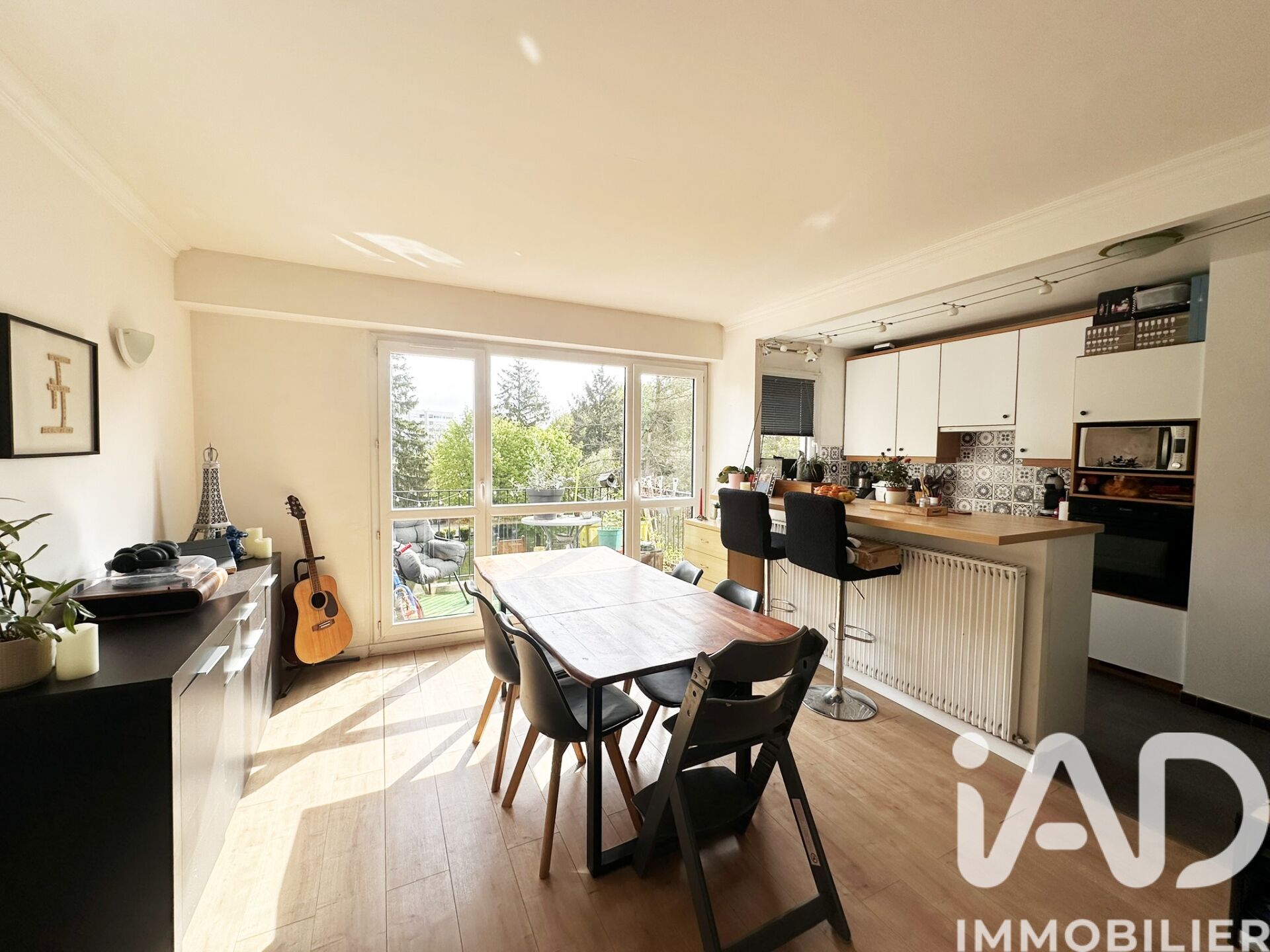 Chennevieres-sur-Marne - 78m² - 4p. - 3ch.