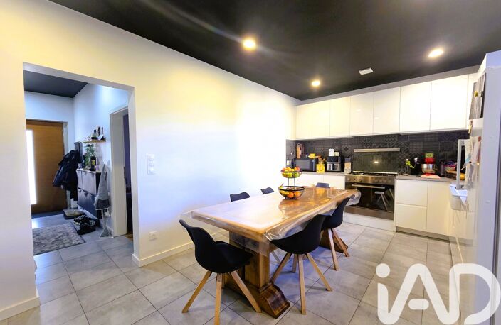 Vente Maison/villa 6 pièces — photo 3