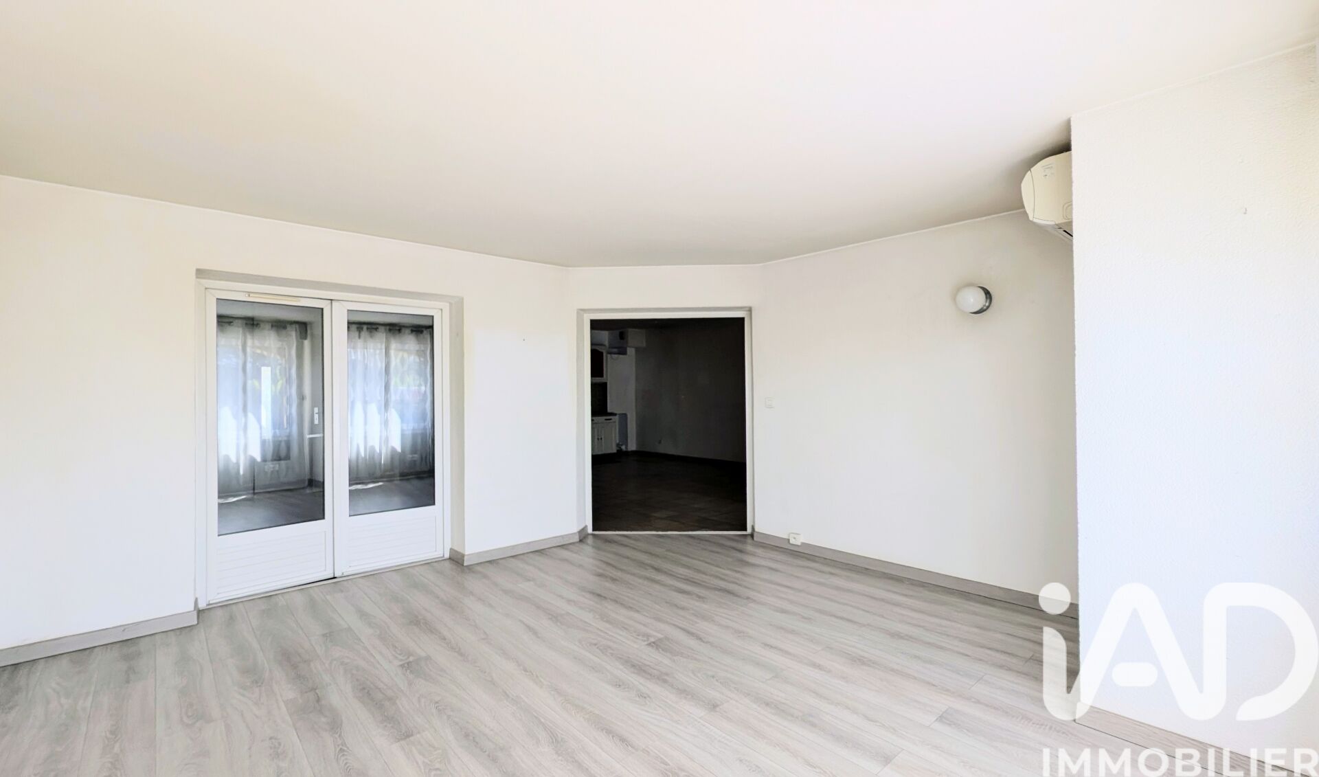 Vente Appartement 3 pièces - Photo 2