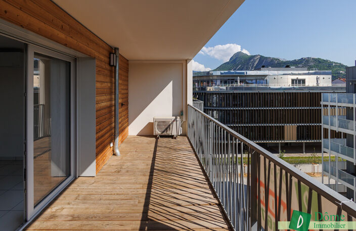 BEL APPARTEMENT AVEC GARAGE BON STANDING EN  ETAGE ELEVE — photo 3