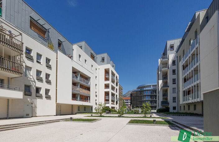 BEL APPARTEMENT AVEC GARAGE BON STANDING EN  ETAGE ELEVE — photo 5