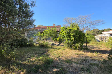 Terrain  490000 €