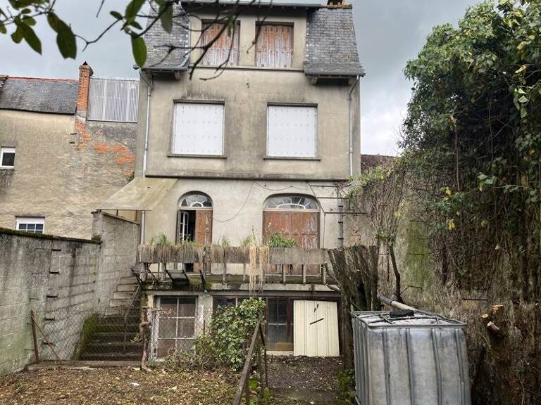 Immeuble   — photo 1